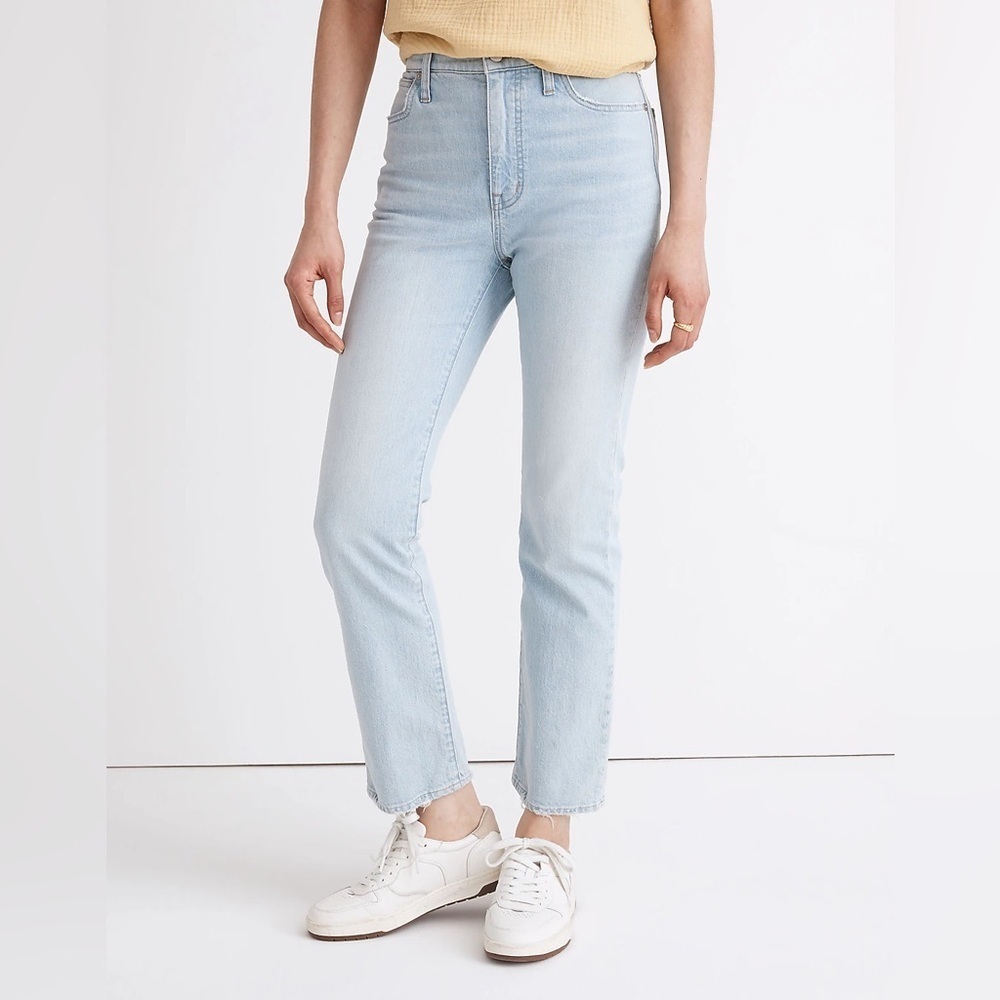 Madewell Slim Demi-Boot Cut High Rise Bellmeade Wash Blue Jeans AN327 EUC Sz 24